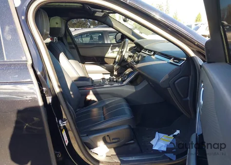 2019 Land Rover Range Rover Velar P250 R-Dynamic Se z USA, uszkodzony, nr VIN SALYL2EX8KA783540